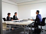 『クラウド会計ソフトfreee』の導入交渉にあたる