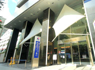 関西アーバン銀行本店の写真です