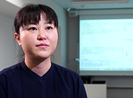 新しい学部の設置準備を進める上阪講師