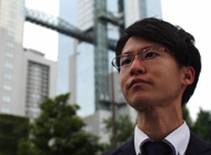 分譲営業課　穴見　真一郎さん