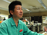 点検作業を統括する　施設部・濱口等さん