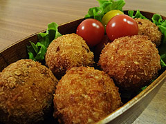 ３種類のコロコロチーズコロッケ