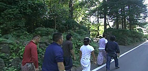 画像：敷地1000坪の庭