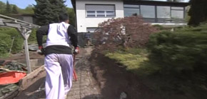 画像：ご近所から注意される庭（解決編）