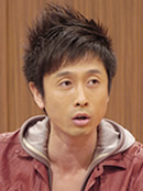 被告