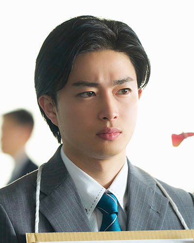 曽田陵介