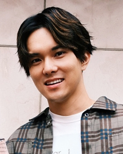 演者名