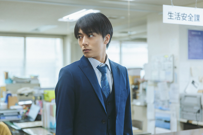 『キスは捜査のあとで』