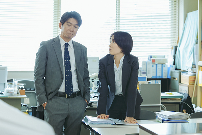 『キスは捜査のあとで』