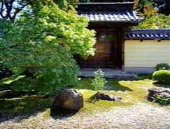 等持院