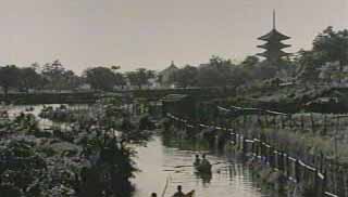 「荒池から興福寺を望む」（昭和20年代後半）