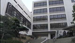 大阪市立　東中学校