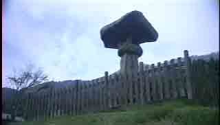 万人講常夜燈